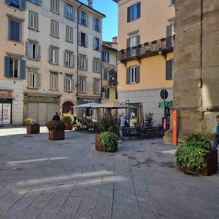 Golden Hour * Bergamo